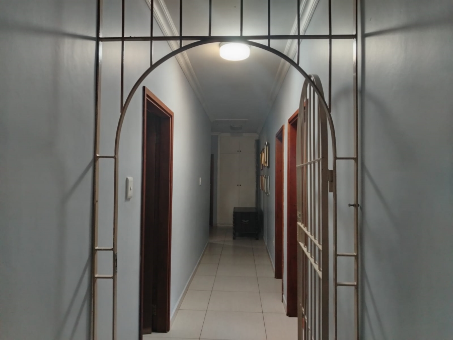 4 Bedroom Property for Sale in Meer En See KwaZulu-Natal