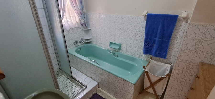 3 Bedroom Property for Sale in Pioneer Park KwaZulu-Natal