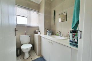To Let 3 Bedroom Property for Rent in Amanzimtoti KwaZulu-Natal