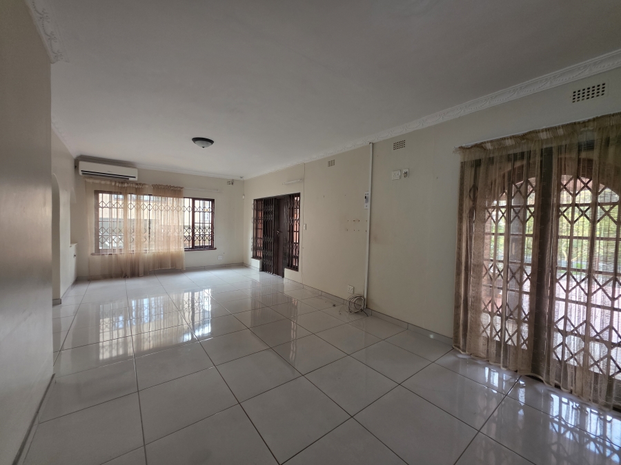 4 Bedroom Property for Sale in Panorama KwaZulu-Natal