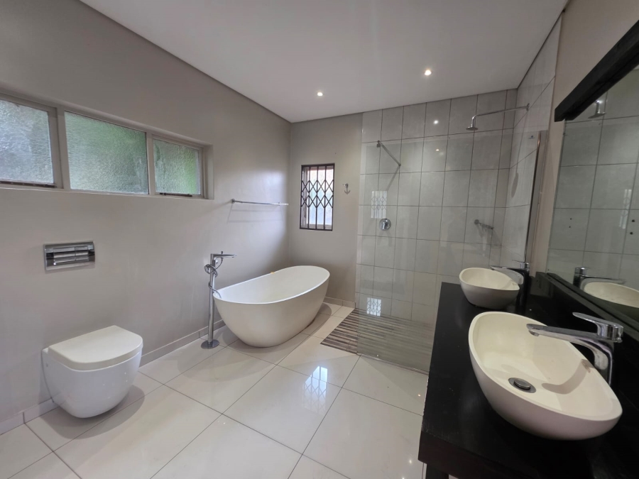 To Let 4 Bedroom Property for Rent in Panorama KwaZulu-Natal