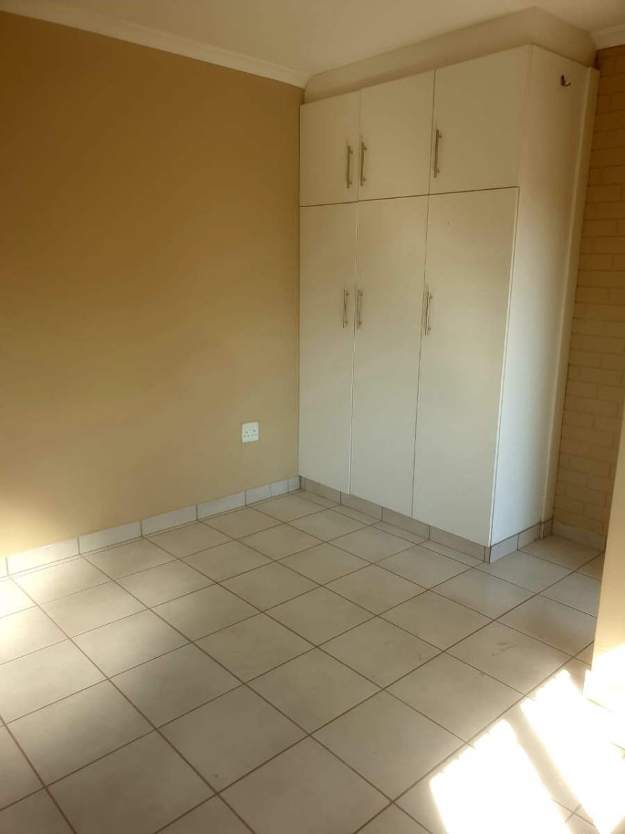 To Let 2 Bedroom Property for Rent in Bluff KwaZulu-Natal