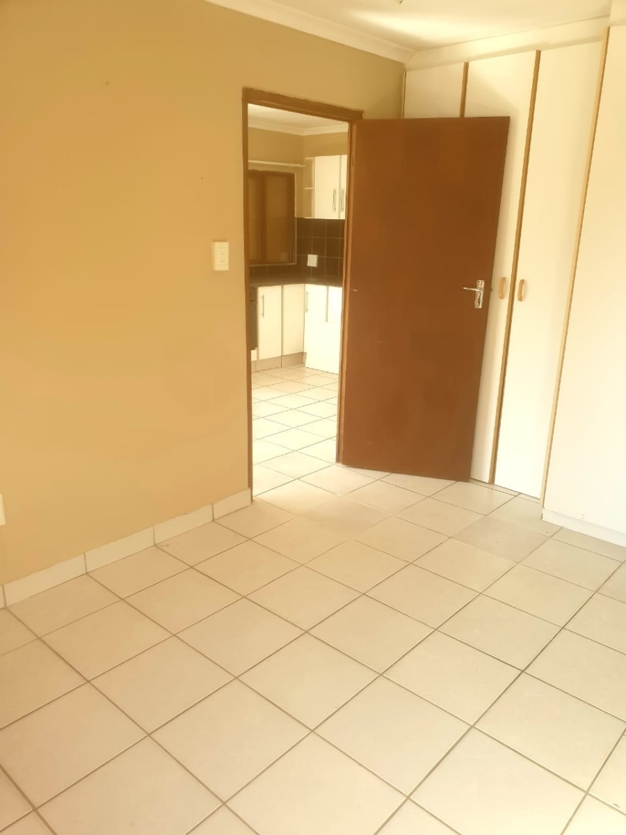 To Let 2 Bedroom Property for Rent in Bluff KwaZulu-Natal