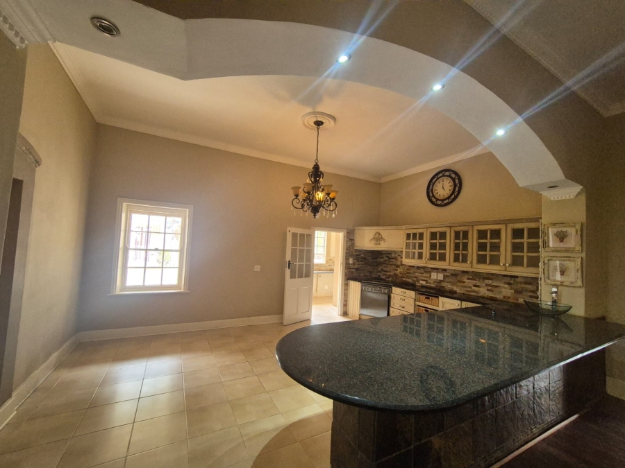 8 Bedroom Property for Sale in Chase Valley Downs KwaZulu-Natal
