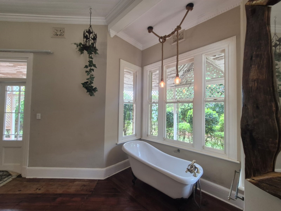 8 Bedroom Property for Sale in Chase Valley Downs KwaZulu-Natal