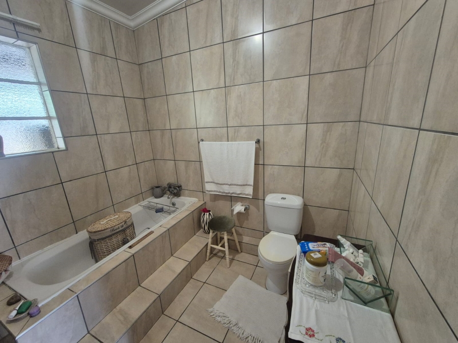 8 Bedroom Property for Sale in Chase Valley Downs KwaZulu-Natal