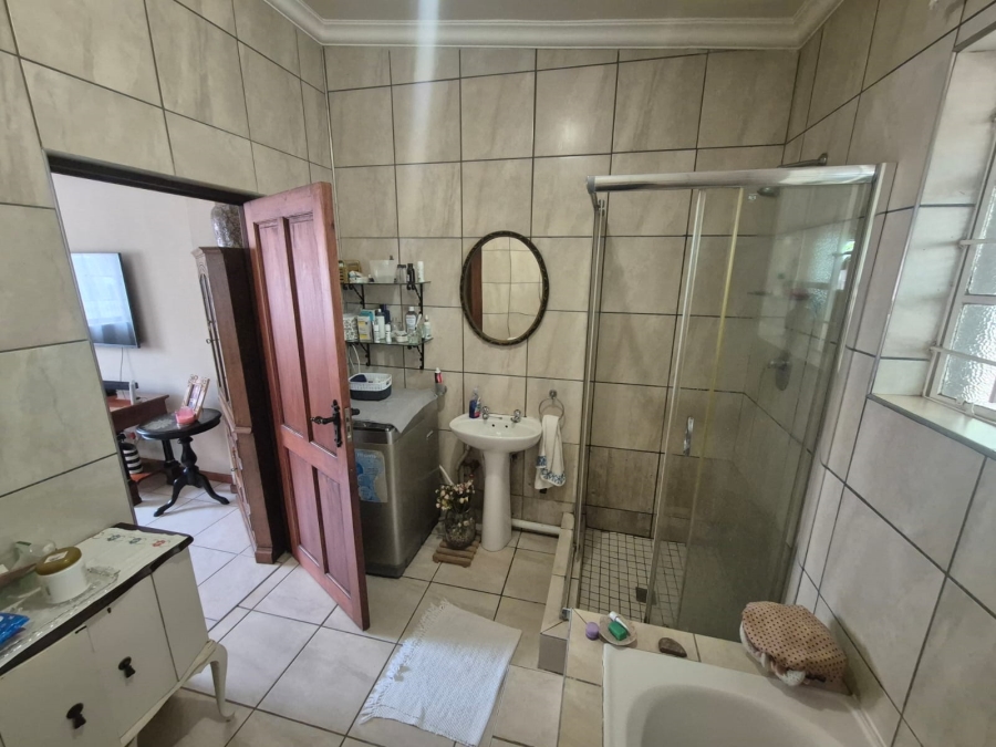 8 Bedroom Property for Sale in Chase Valley Downs KwaZulu-Natal