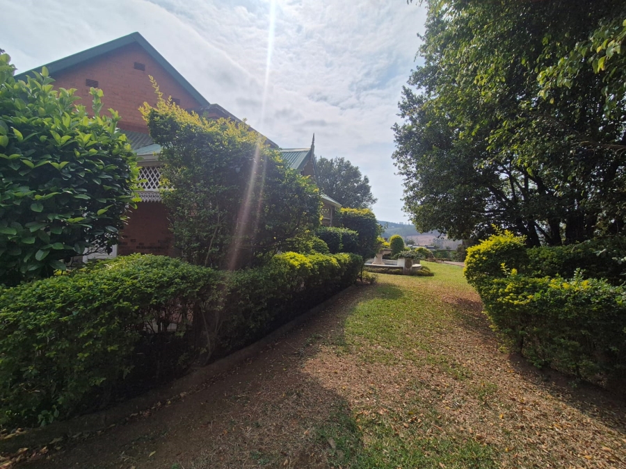 8 Bedroom Property for Sale in Chase Valley Downs KwaZulu-Natal
