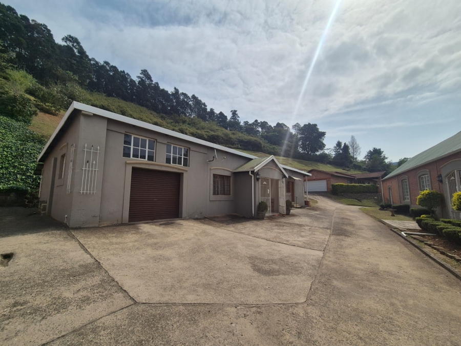 8 Bedroom Property for Sale in Chase Valley Downs KwaZulu-Natal