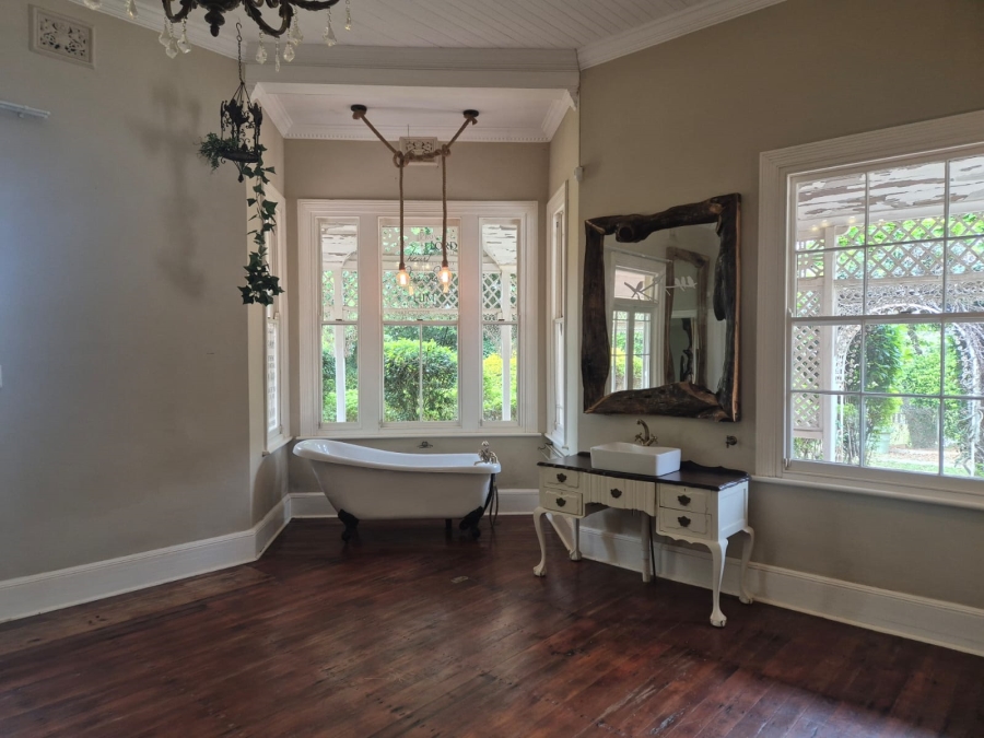 5 Bedroom Property for Sale in Chase Valley Heights KwaZulu-Natal