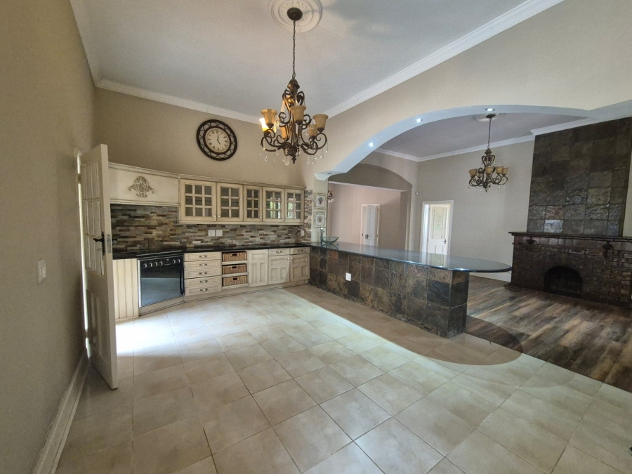 5 Bedroom Property for Sale in Chase Valley Heights KwaZulu-Natal