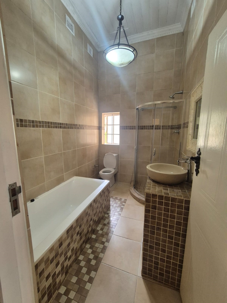 5 Bedroom Property for Sale in Chase Valley Heights KwaZulu-Natal