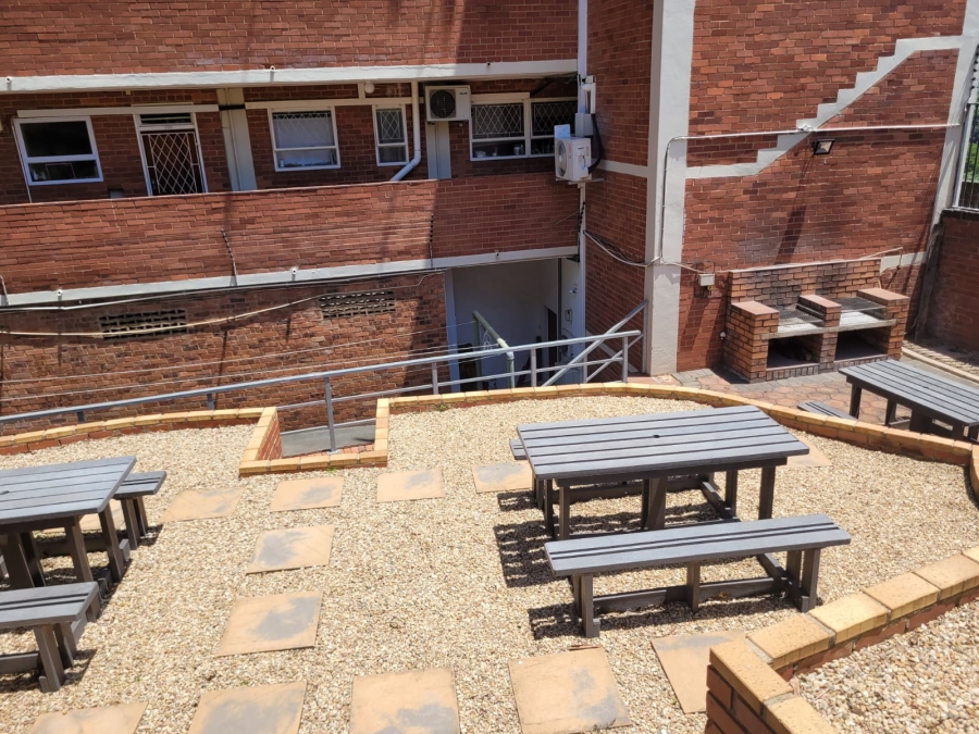 2 Bedroom Property for Sale in Morningside KwaZulu-Natal