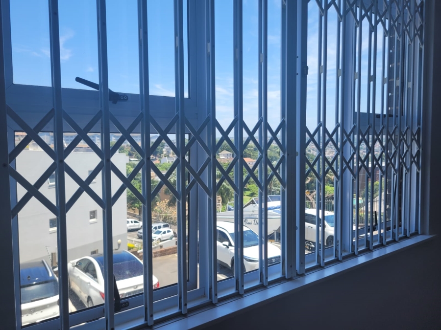 2 Bedroom Property for Sale in Morningside KwaZulu-Natal