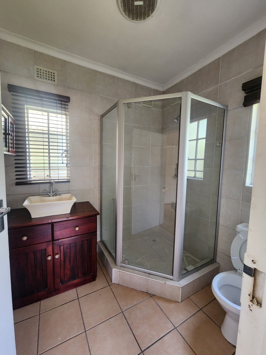 To Let 3 Bedroom Property for Rent in Gillitts KwaZulu-Natal