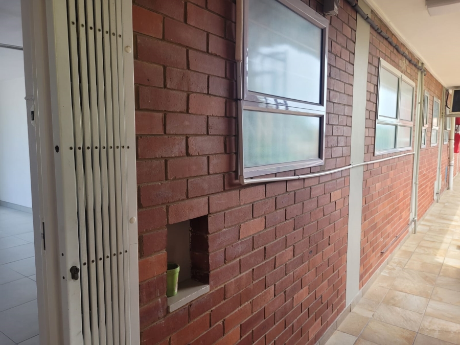 2 Bedroom Property for Sale in Morningside KwaZulu-Natal