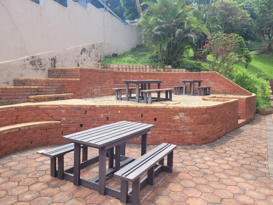 2 Bedroom Property for Sale in Morningside KwaZulu-Natal