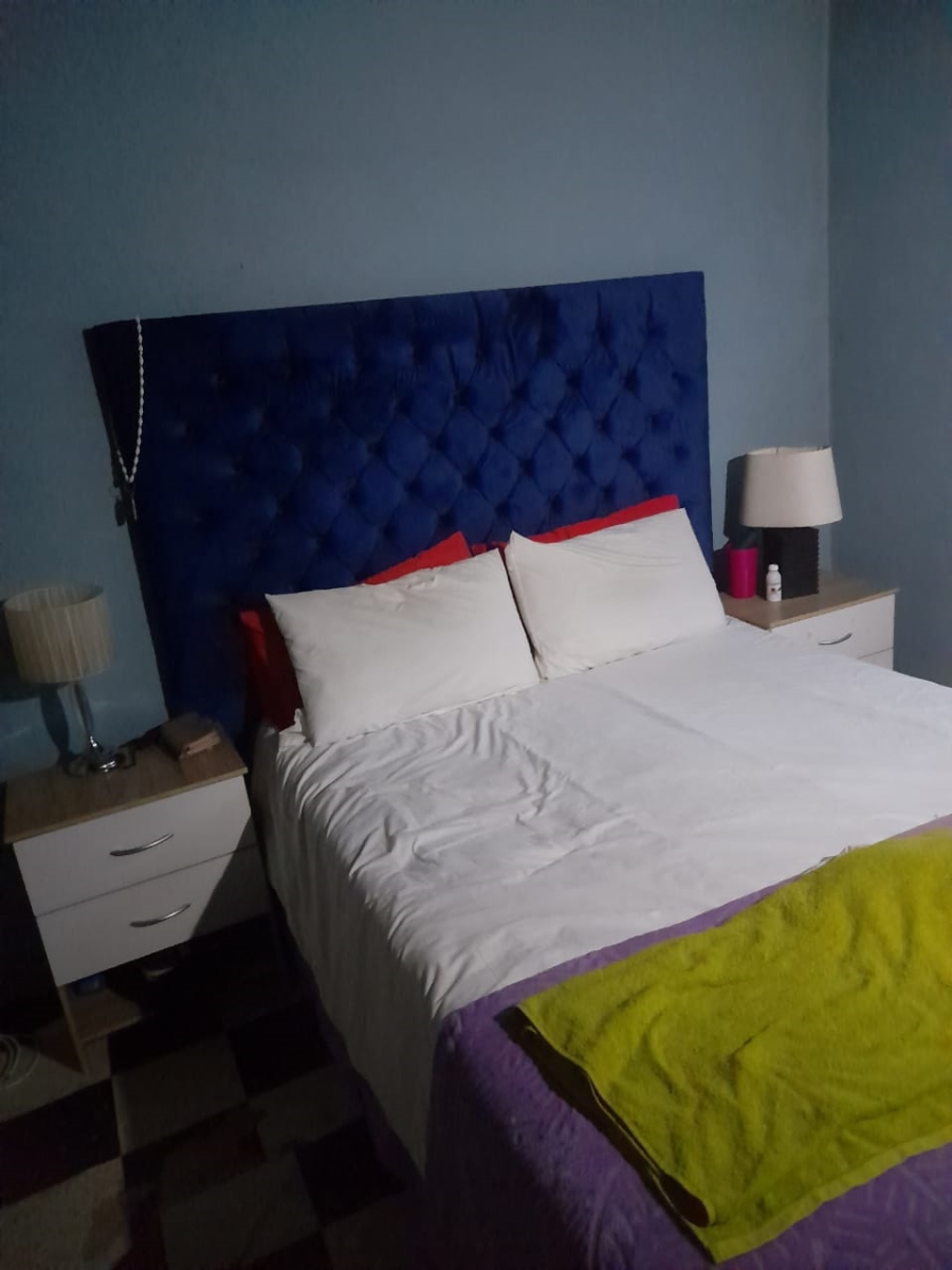 2 Bedroom Property for Sale in Lower Illovo KwaZulu-Natal