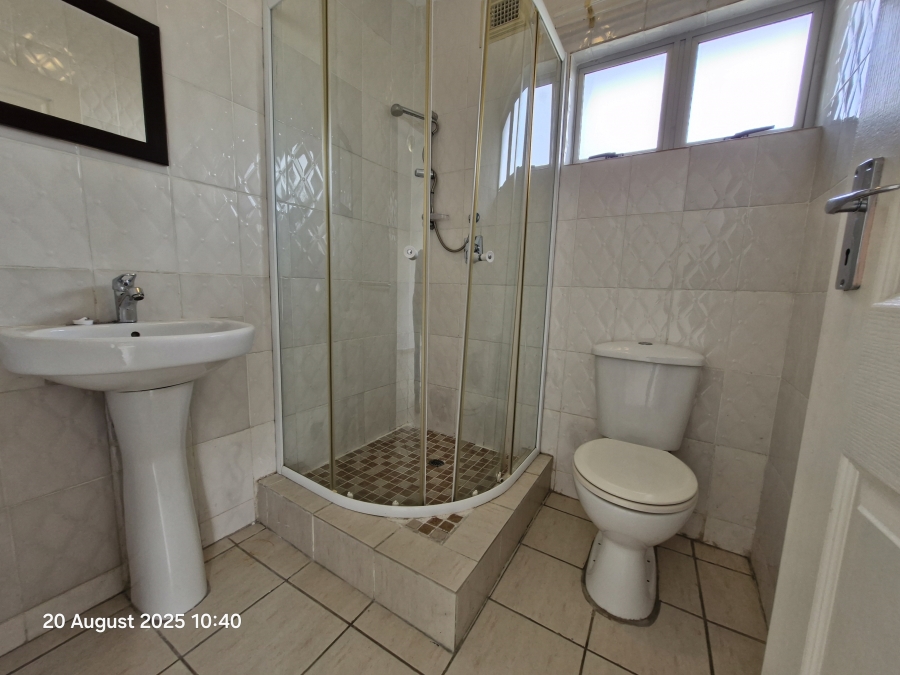 To Let 2 Bedroom Property for Rent in Mount Vernon KwaZulu-Natal
