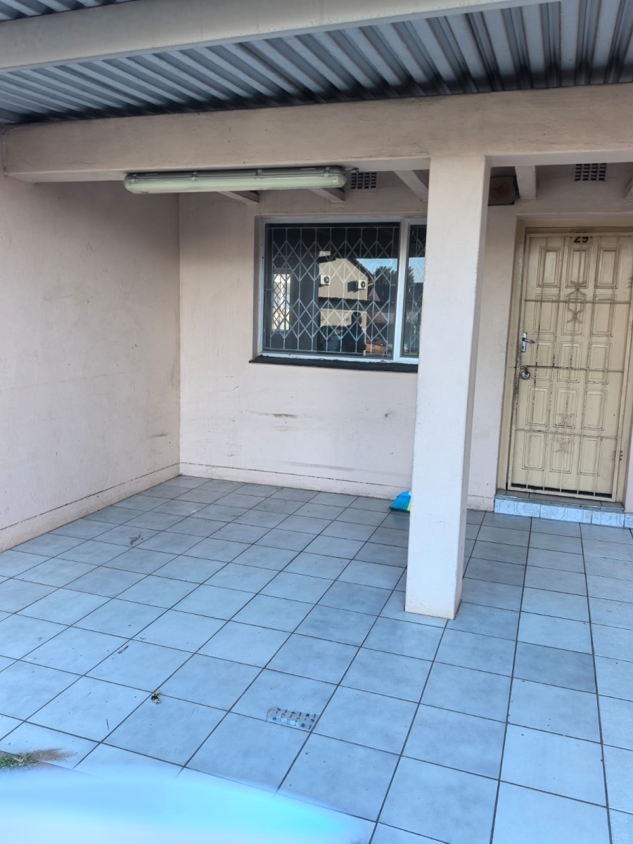 To Let 3 Bedroom Property for Rent in Brackenham KwaZulu-Natal