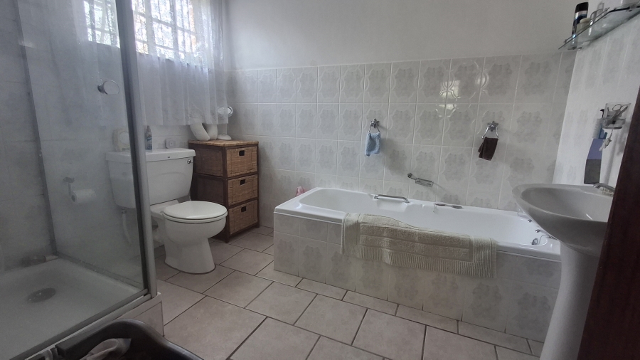 3 Bedroom Property for Sale in Howick KwaZulu-Natal