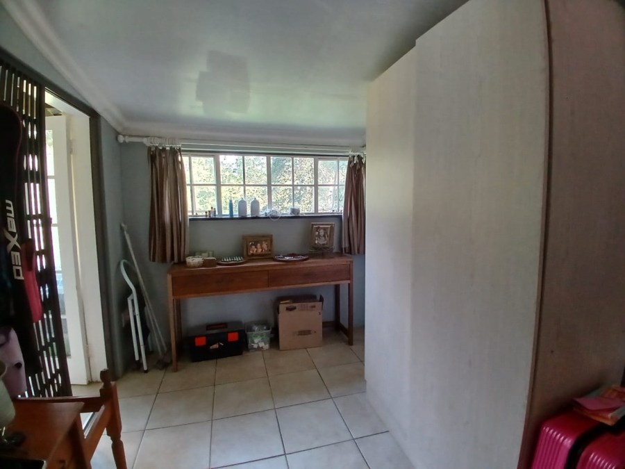 To Let 2 Bedroom Property for Rent in Gillitts KwaZulu-Natal
