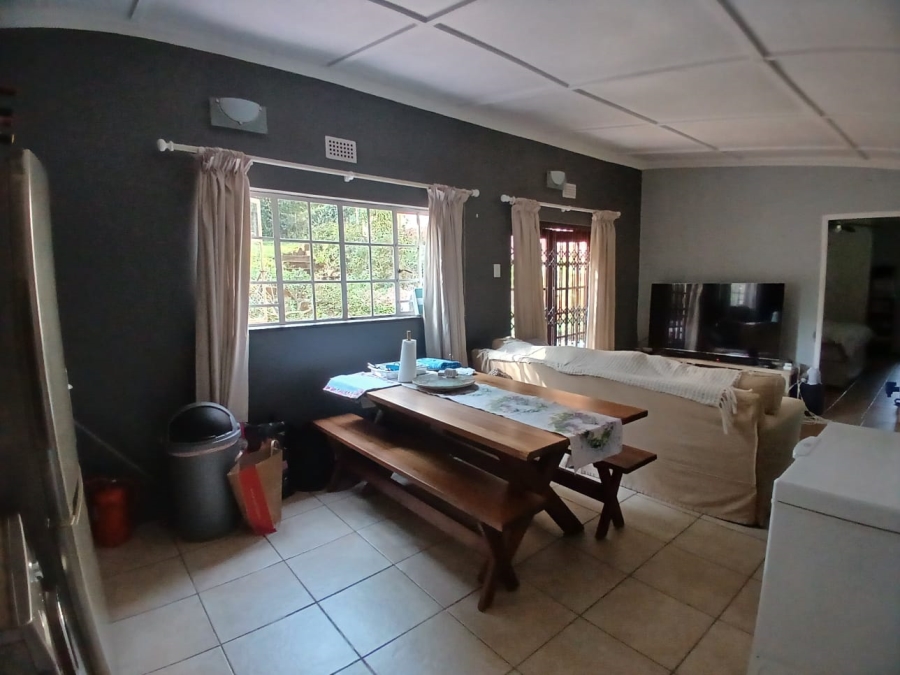 To Let 2 Bedroom Property for Rent in Gillitts KwaZulu-Natal