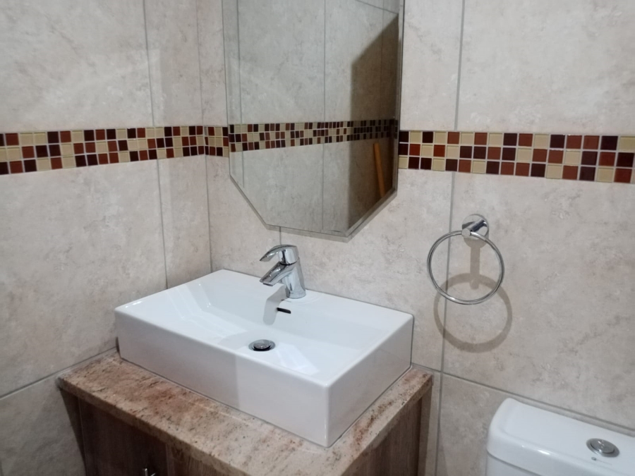 To Let 3 Bedroom Property for Rent in Hillary KwaZulu-Natal