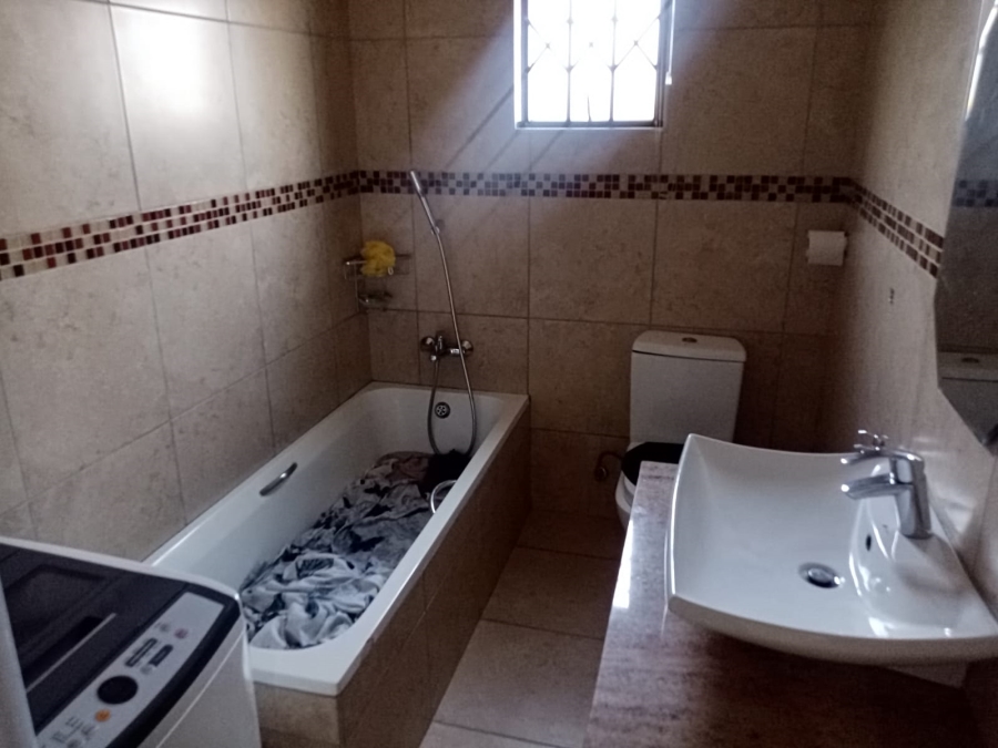 To Let 3 Bedroom Property for Rent in Hillary KwaZulu-Natal