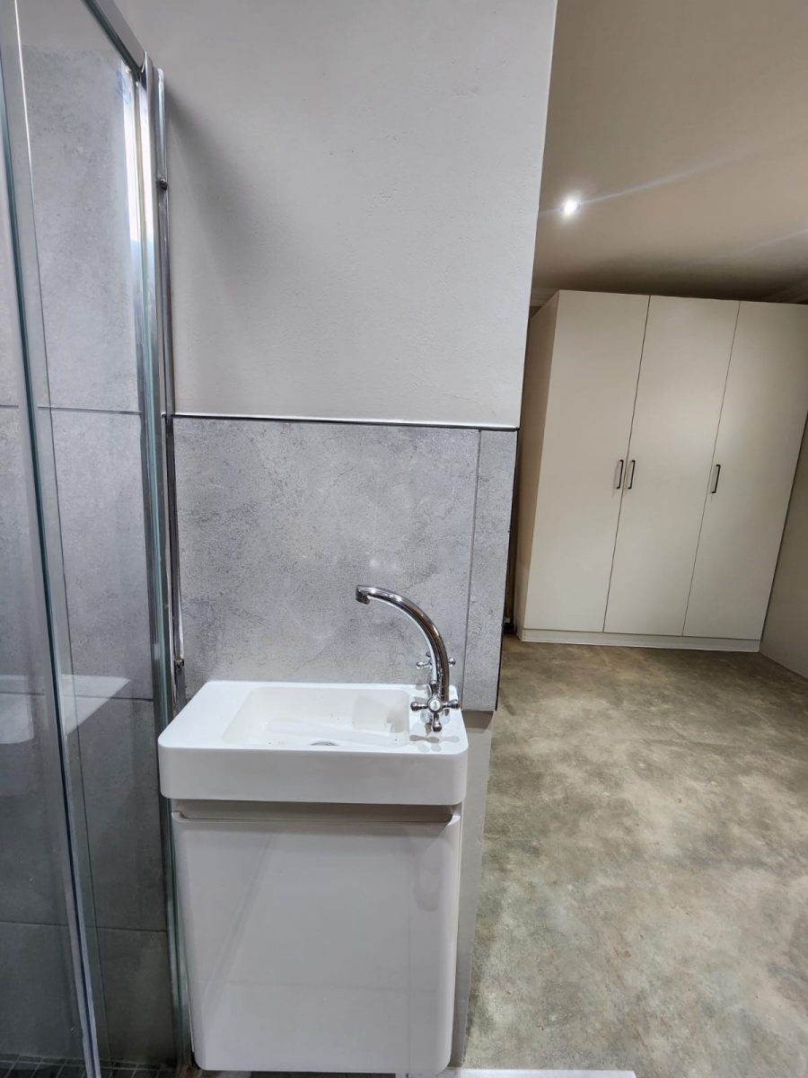 To Let 1 Bedroom Property for Rent in Hillcrest Central KwaZulu-Natal