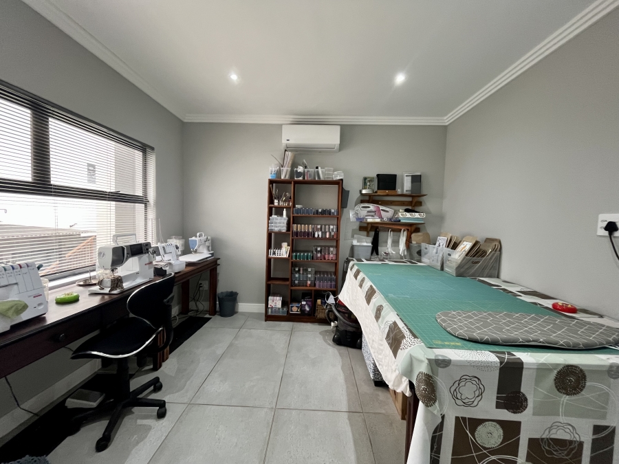 4 Bedroom Property for Sale in Dunkirk Estate KwaZulu-Natal