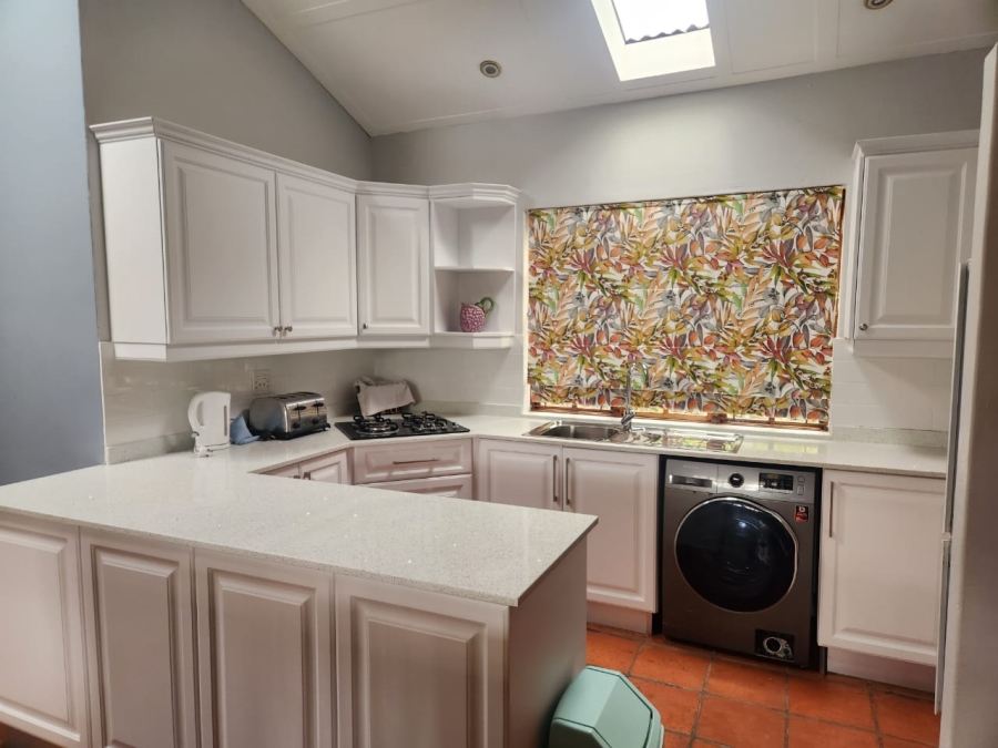 To Let 1 Bedroom Property for Rent in Assagay KwaZulu-Natal
