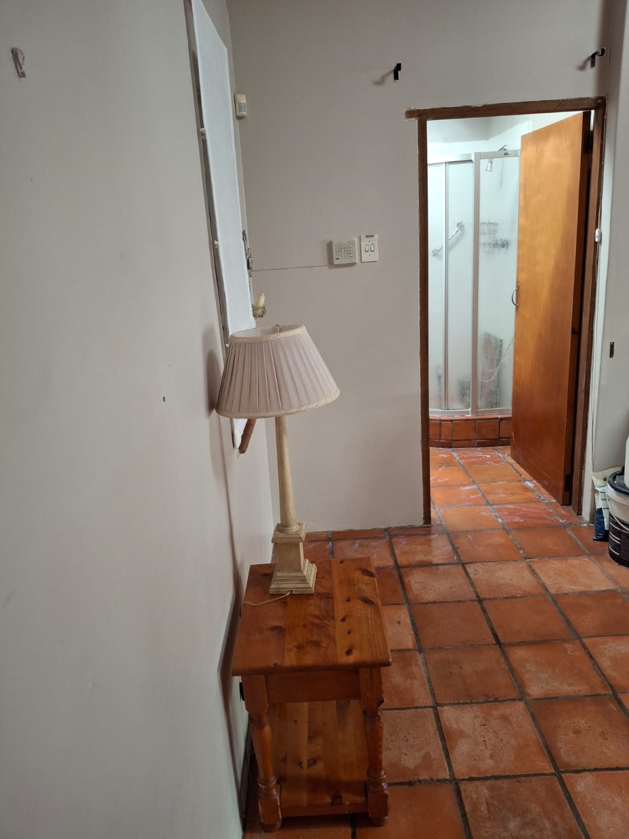 To Let 1 Bedroom Property for Rent in Assagay KwaZulu-Natal