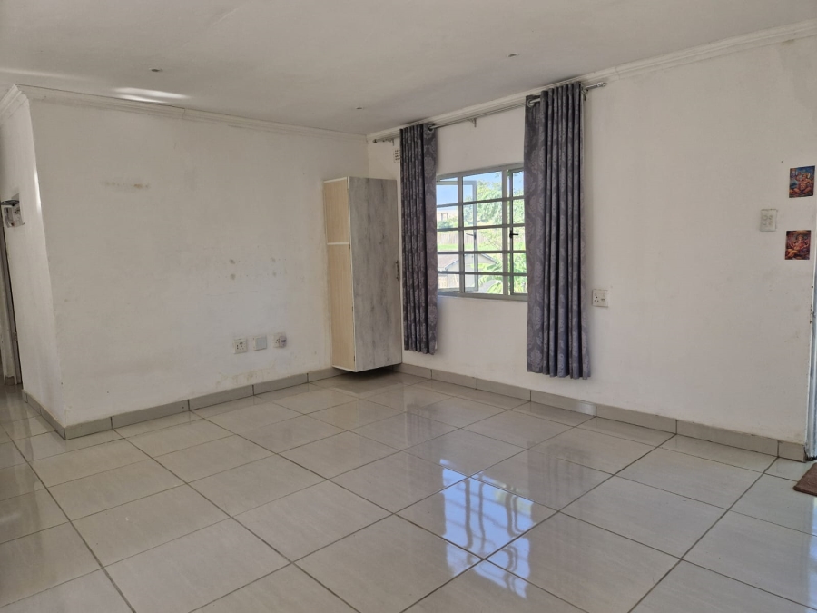 2 Bedroom Property for Sale in Bonela KwaZulu-Natal