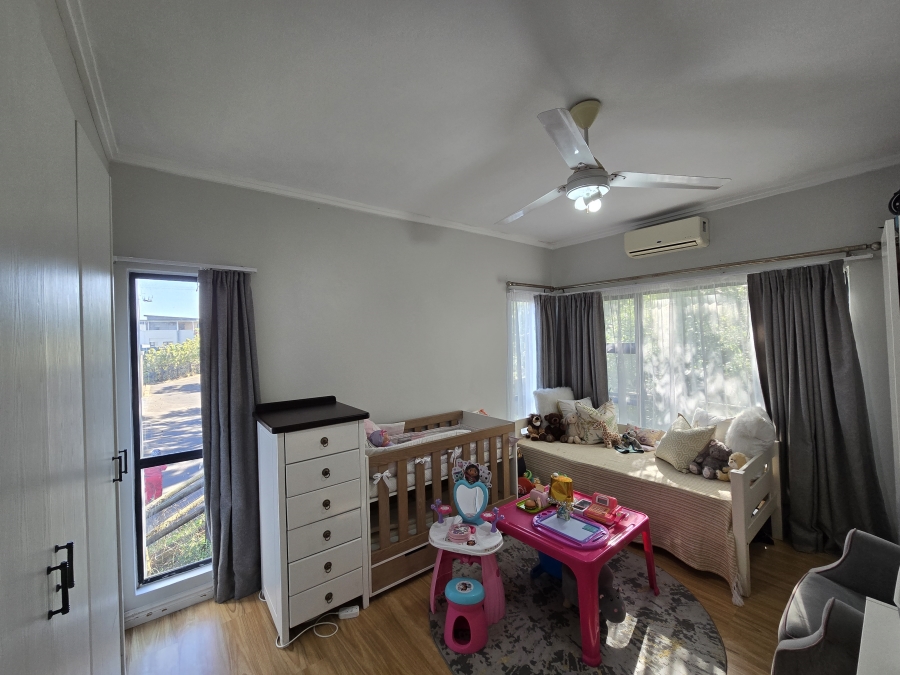 To Let 4 Bedroom Property for Rent in Palm Lakes Estate KwaZulu-Natal