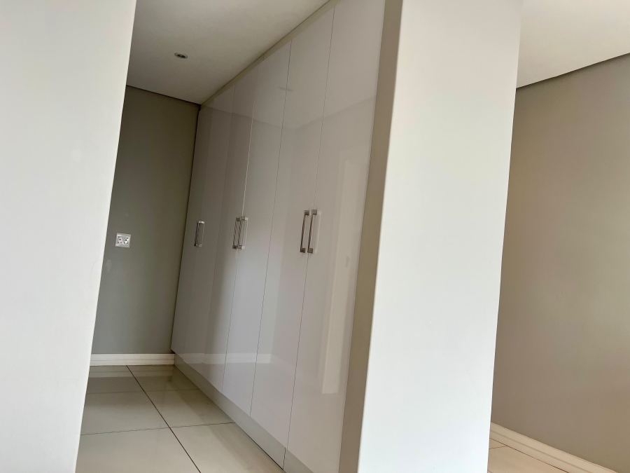 4 Bedroom Property for Sale in Izinga KwaZulu-Natal