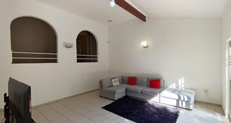 3 Bedroom Property for Sale in Amanzimtoti KwaZulu-Natal