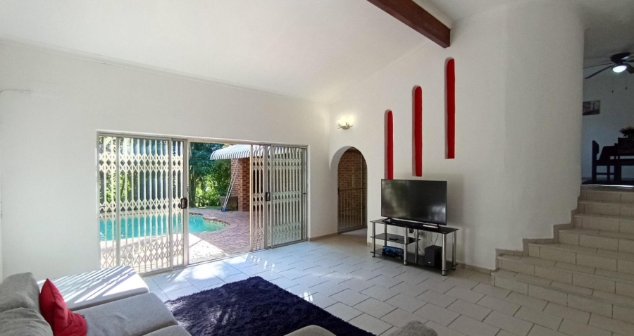3 Bedroom Property for Sale in Amanzimtoti KwaZulu-Natal