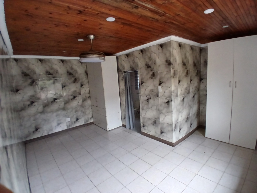1 Bedroom Property for Sale in Hillary KwaZulu-Natal