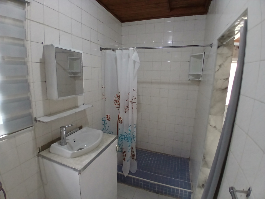 1 Bedroom Property for Sale in Hillary KwaZulu-Natal