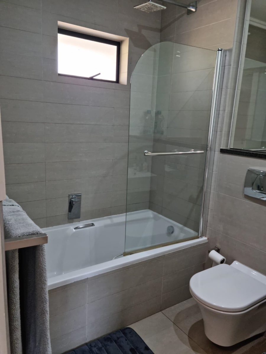 To Let 2 Bedroom Property for Rent in Salt Rock KwaZulu-Natal