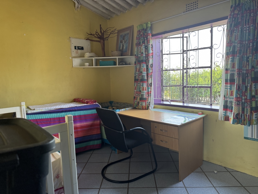 2 Bedroom Property for Sale in Mpophomeni KwaZulu-Natal