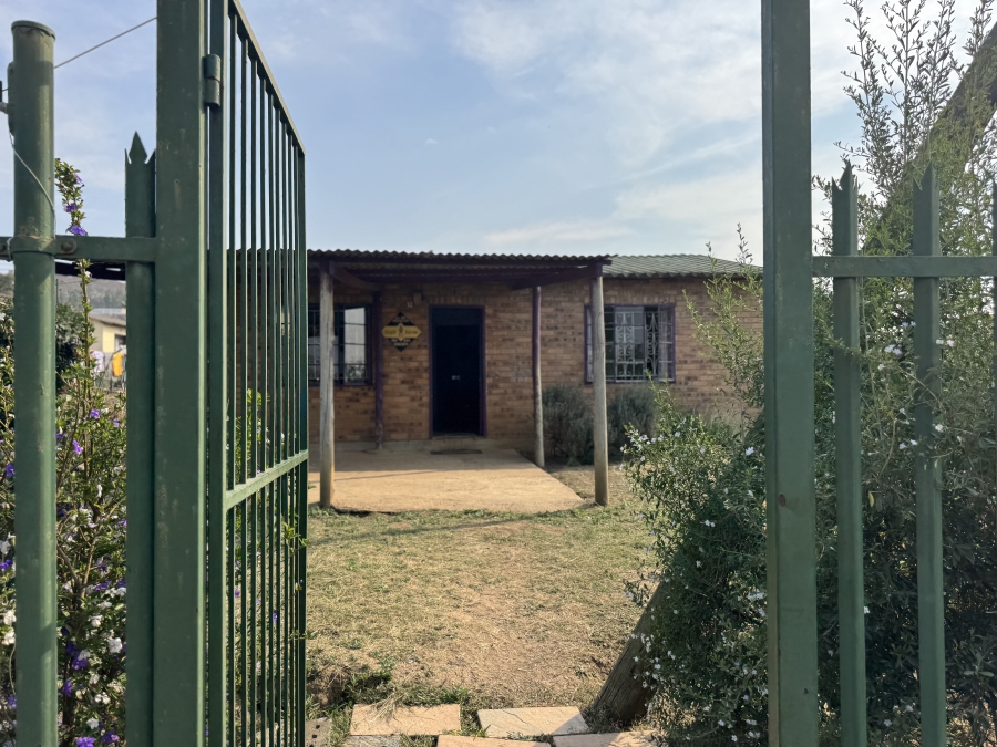 2 Bedroom Property for Sale in Mpophomeni KwaZulu-Natal
