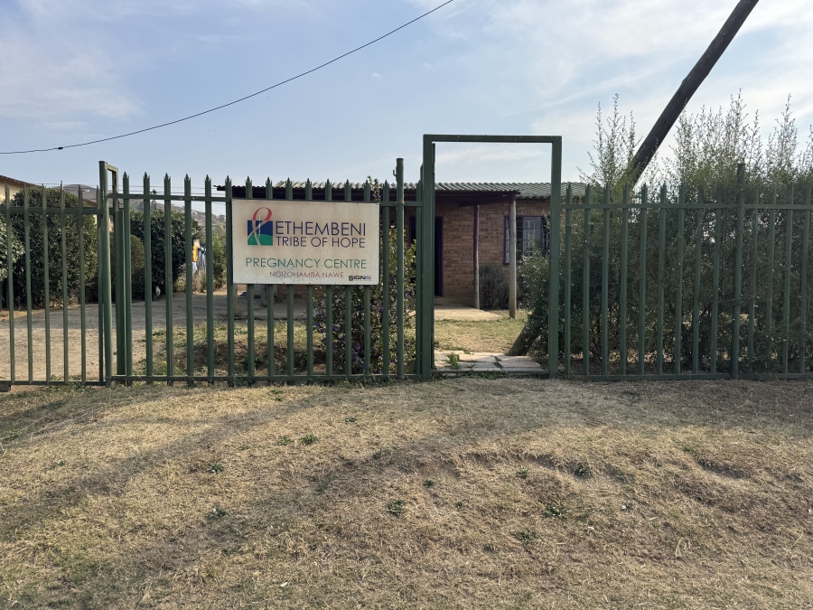 2 Bedroom Property for Sale in Mpophomeni KwaZulu-Natal