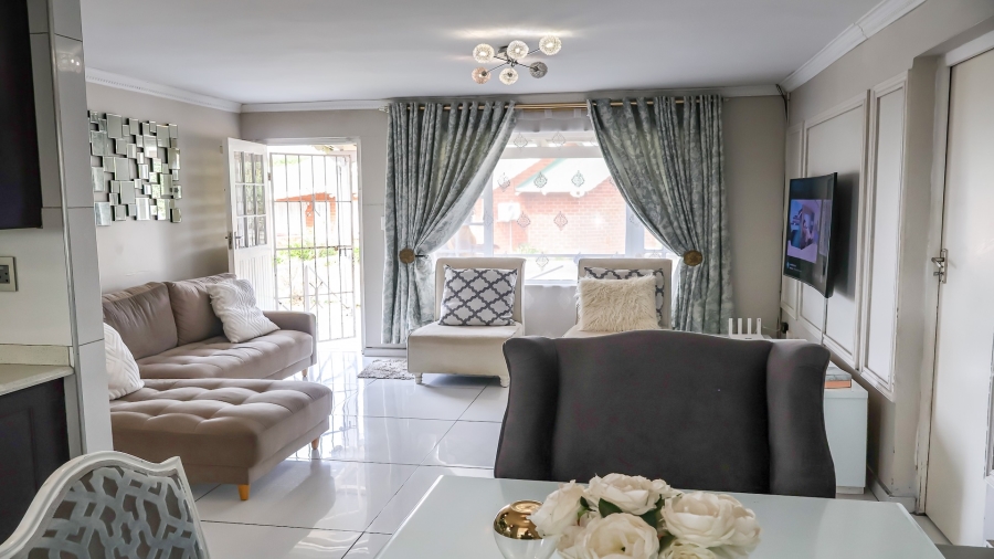 3 Bedroom Property for Sale in Lincoln Meade KwaZulu-Natal
