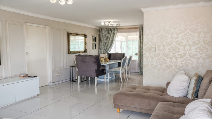3 Bedroom Property for Sale in Lincoln Meade KwaZulu-Natal