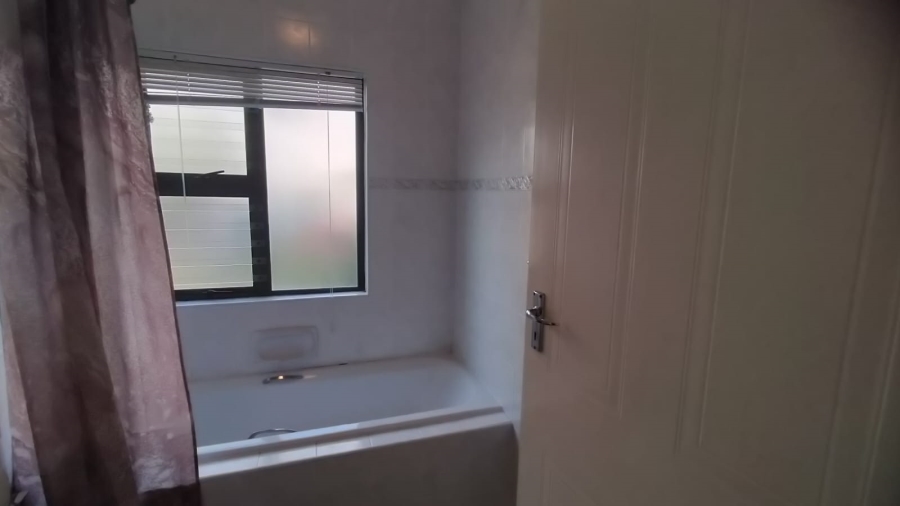 To Let 3 Bedroom Property for Rent in Ballito Central KwaZulu-Natal