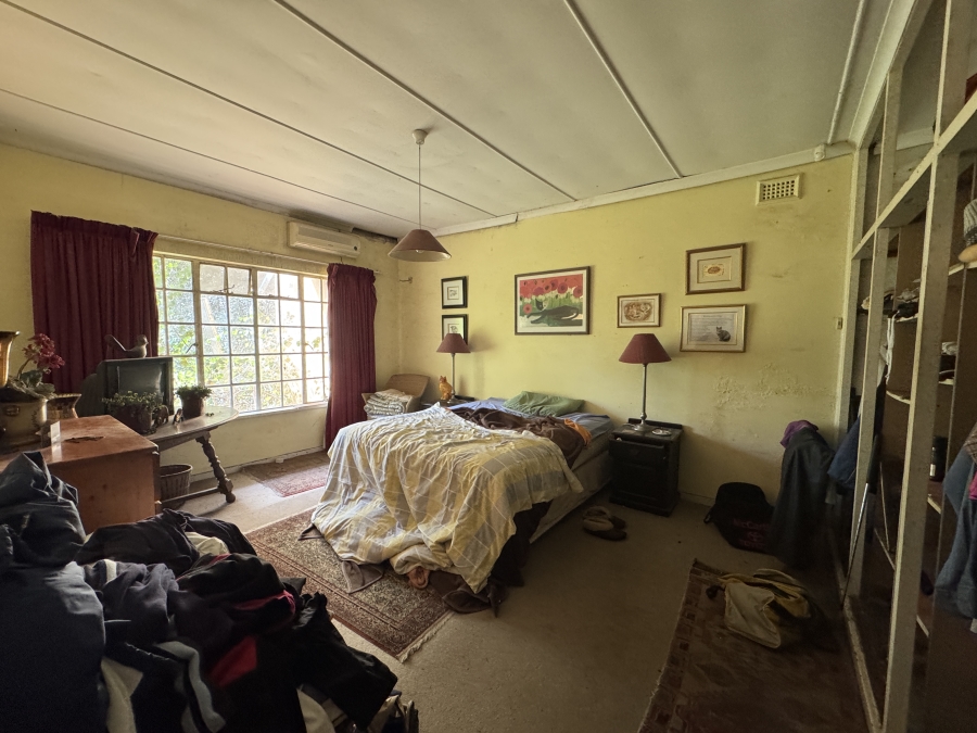 6 Bedroom Property for Sale in Kloof KwaZulu-Natal