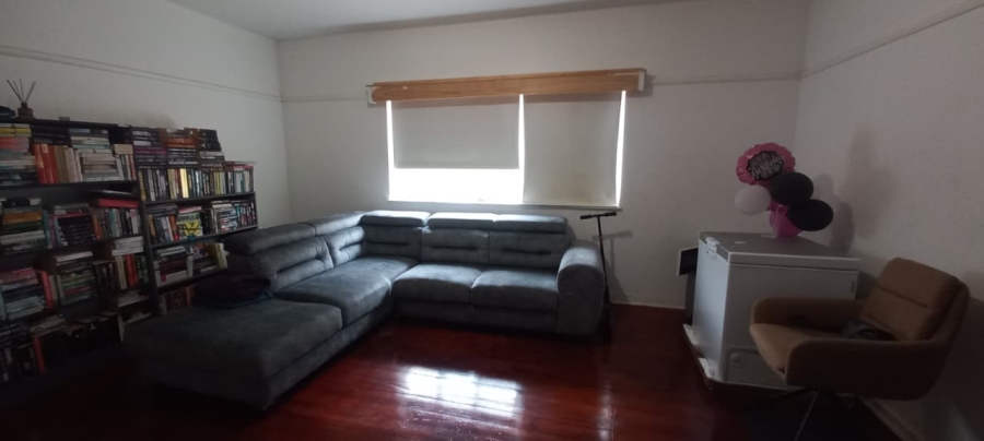 2 Bedroom Property for Sale in Essenwood KwaZulu-Natal