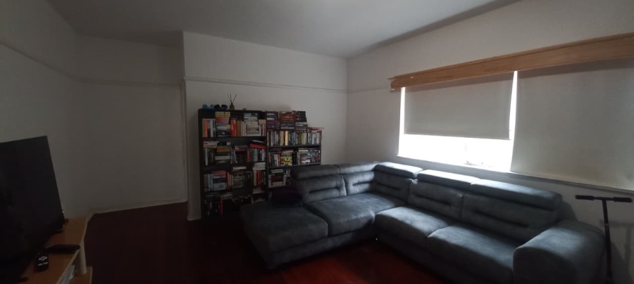 2 Bedroom Property for Sale in Essenwood KwaZulu-Natal